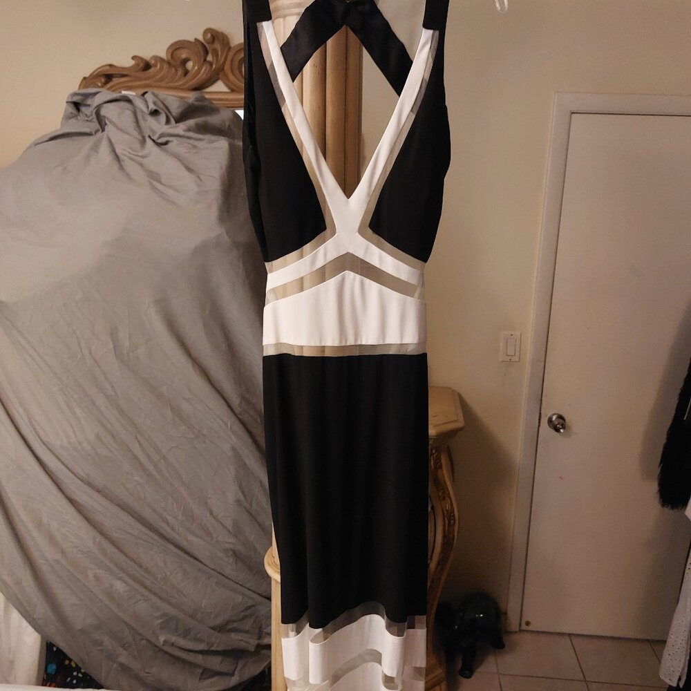 All Over Illusion Band Jersey Dress. Black and White. LM Collection. Size 14